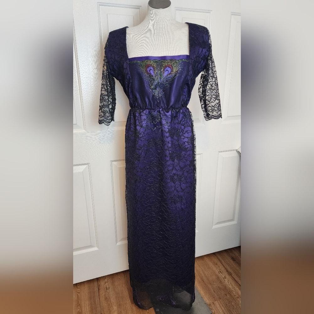 Renaissance Royal Princess Peacock Square Neck Lace Purple Dress Size XS NWOT